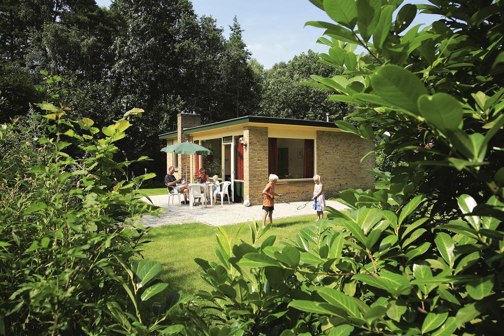 De Lindenberg Hotel Holten Exterior photo